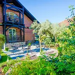 Resort Przy Plazy Z Basenem Z Podgrzewana Woda I Mini - Osrodek Kolonijno-wczasowy Mewa *