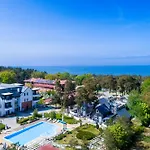 Przy Plazy Z Basenem Z Podgrzewana Woda I Mini - Osrodek Kolonijno-wczasowy Mewa Resort Niechorze
