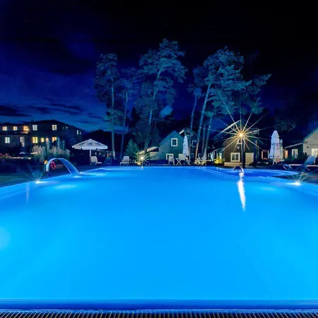 Przy Plazy Z Basenem Z Podgrzewana Woda I Mini - Osrodek Kolonijno-wczasowy Mewa Niechorze