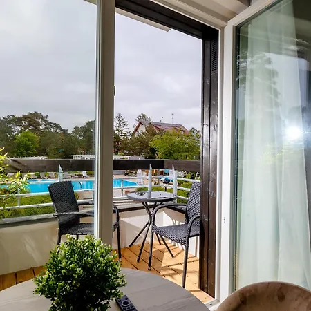 Rezort Przy Plazy Z Basenem Z Podgrzewana Woda I Mini - Osrodek Kolonijno-wczasowy Mewa Niechorze