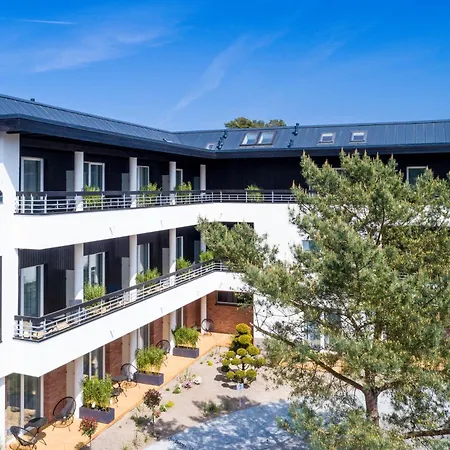 Rezort Przy Plazy Z Basenem Z Podgrzewana Woda I Mini - Osrodek Kolonijno-wczasowy Mewa