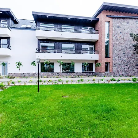 Przy Plazy Z Basenem Z Podgrzewana Woda I Mini - Osrodek Kolonijno-wczasowy Mewa Niechorze