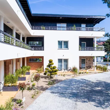 Przy Plazy Z Basenem Z Podgrzewana Woda I Mini - Osrodek Kolonijno-wczasowy Mewa Resort *