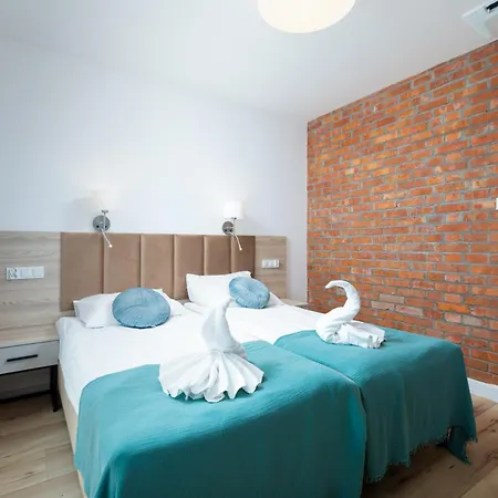 Przy Plazy Z Basenem Z Podgrzewana Woda I Mini - Osrodek Kolonijno-wczasowy Mewa Resort *