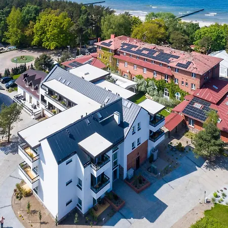 Przy Plazy Z Basenem Z Podgrzewana Woda I Mini - Osrodek Kolonijno-wczasowy Mewa Resort *